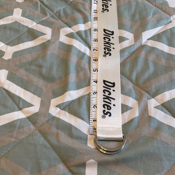 Dickies belt size large. White with black Dickies printed on web belt. New. - Picture 2 of 4